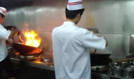 小厨黑料爆料站最新视频,揭秘厨房那些不为人知的秘密